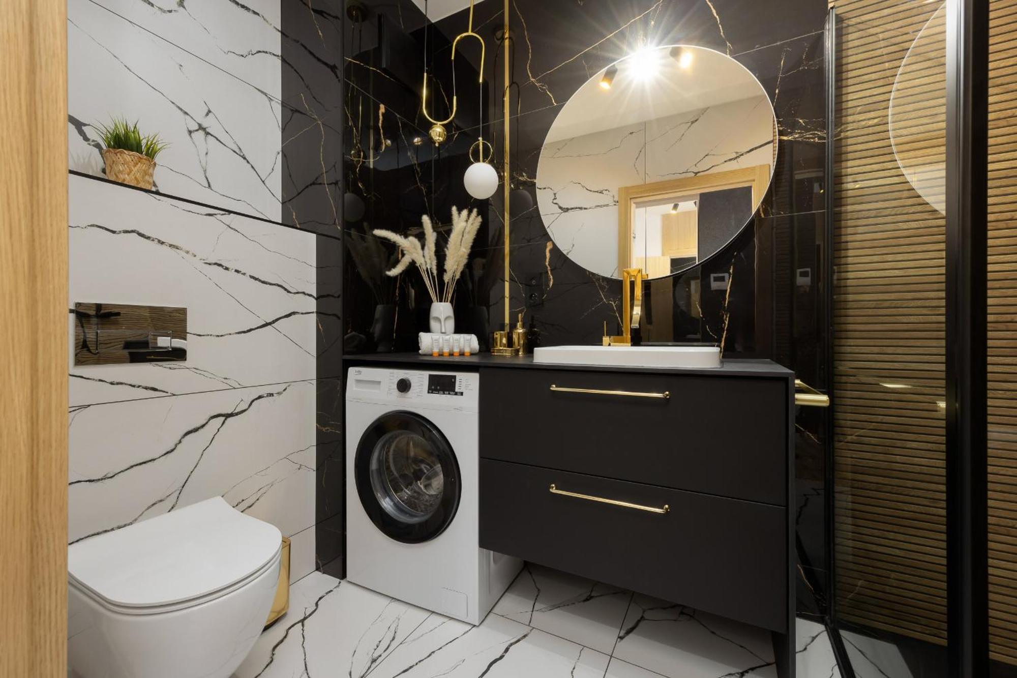 Butas Herbu Oksza Elegant With Parking By Renters Warsaw