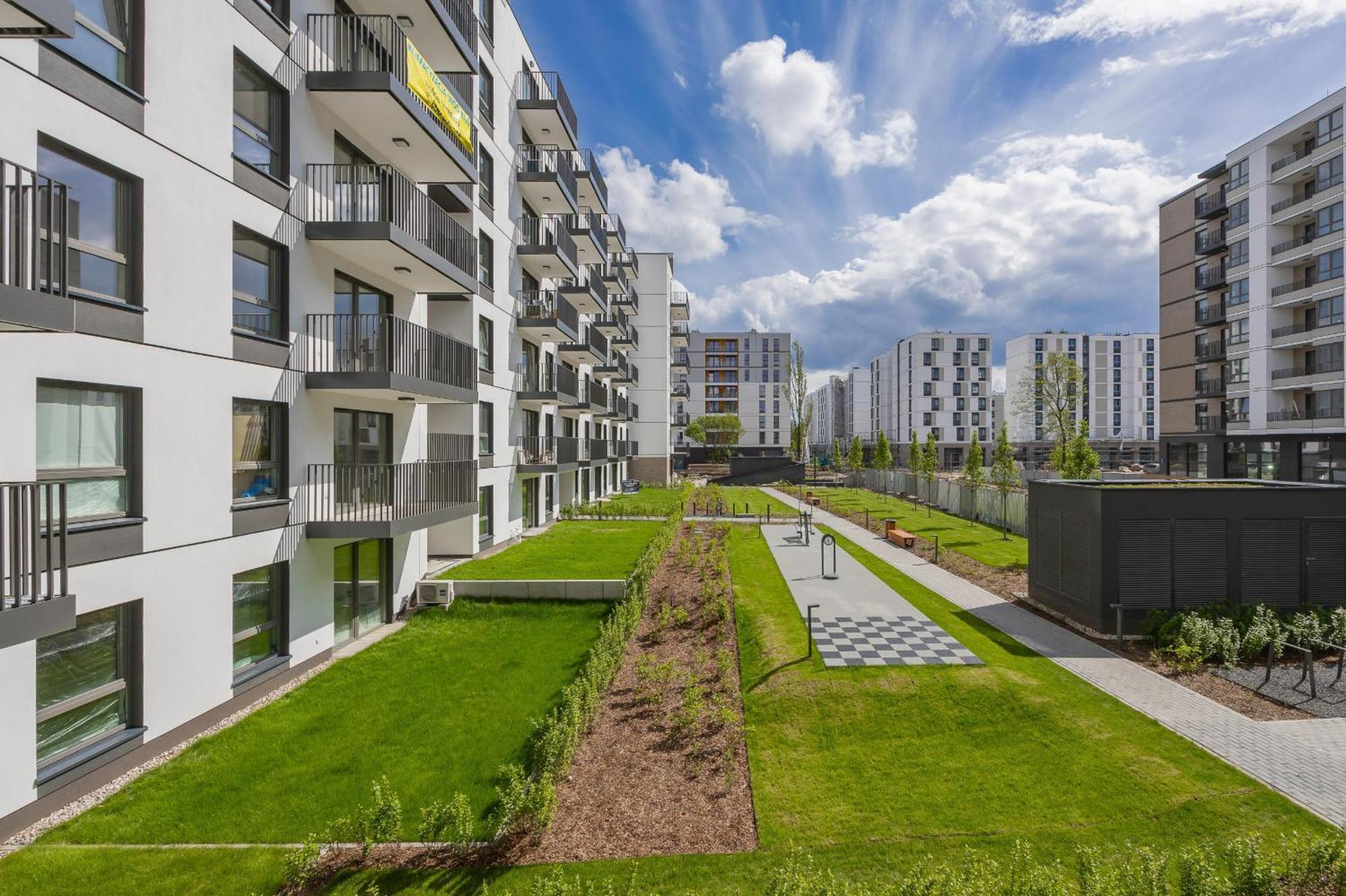 Herbu Oksza Elegant With Parking By Renters Butas Warsaw